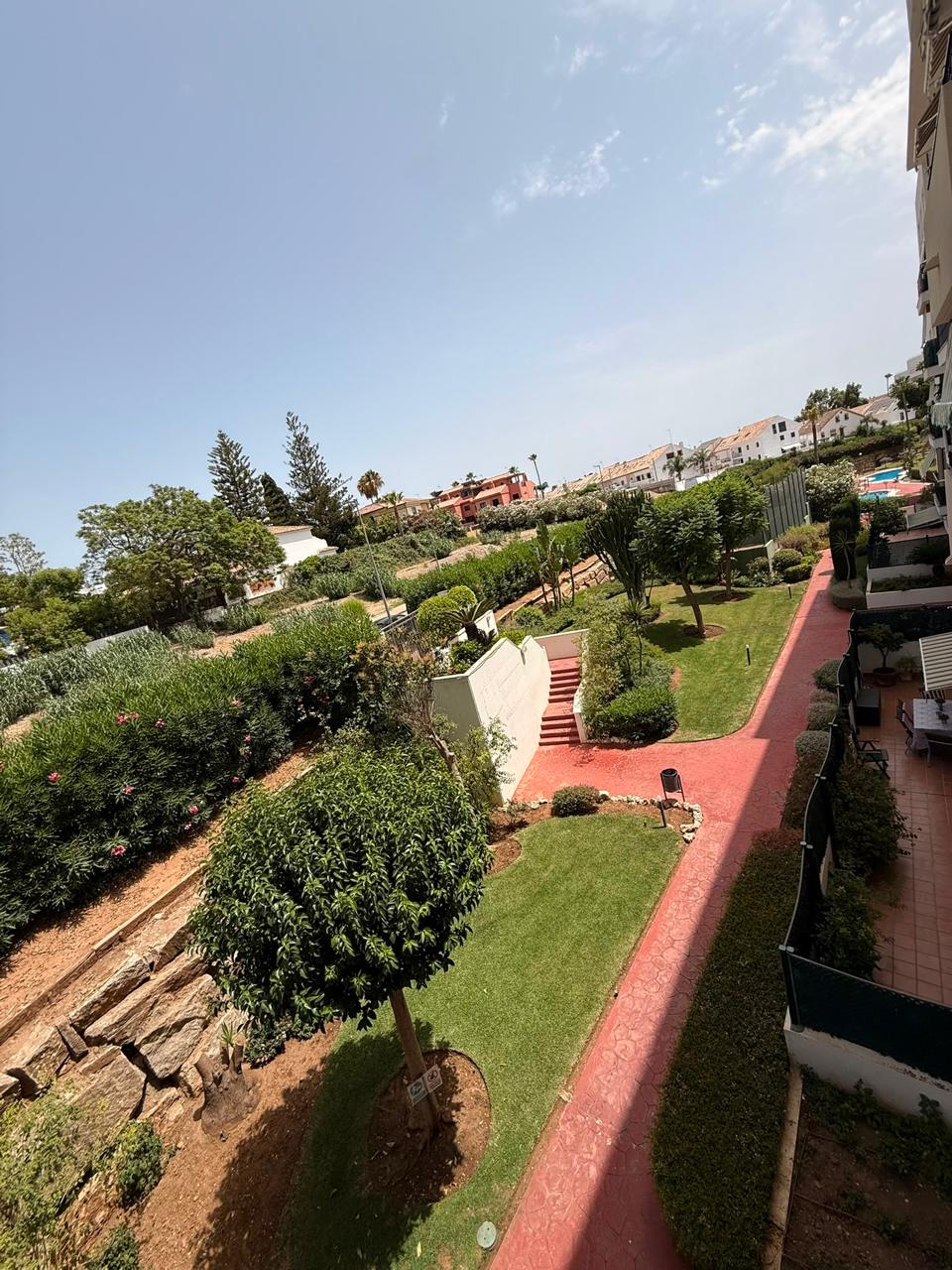 ESPECTACULAR APARTAMENTO REFORMADO EN GUADALMINA ALTA – LISTO PARA ENTRAR A VIVIR