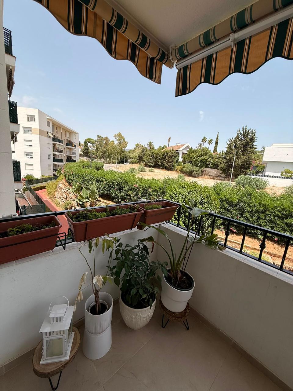 ESPECTACULAR APARTAMENTO REFORMADO EN GUADALMINA ALTA – LISTO PARA ENTRAR A VIVIR
